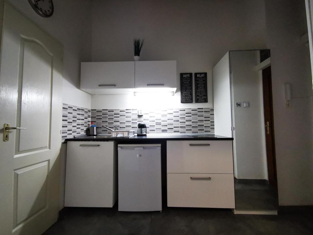 Апартаменты Kst Apartman Будапешт Экстерьер фото
